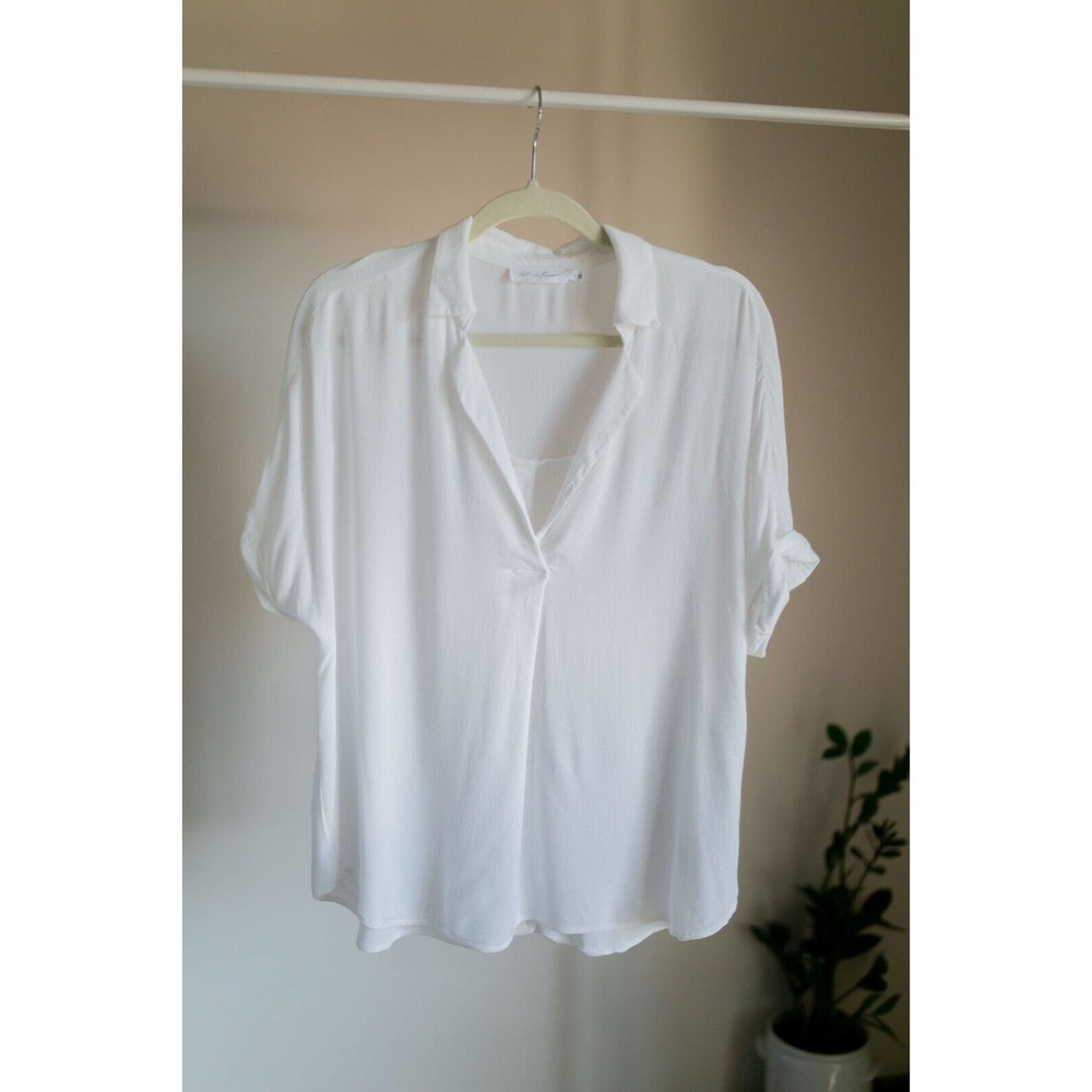 All In Favor Size L Button Back Top White